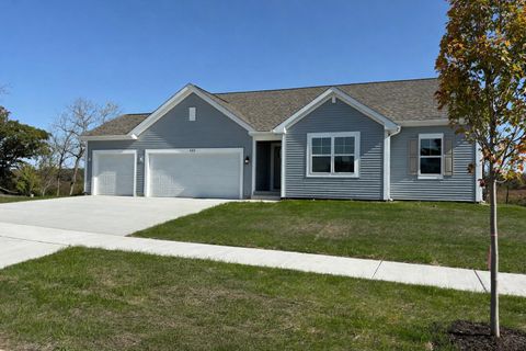 Photo of 216 Linden Ln, Delavan, WI 53115 (MLS # 1953475)
