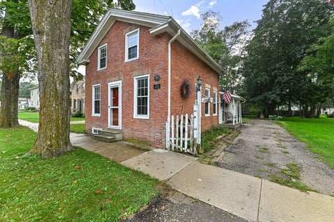 Photo of 205 E Main St, Rochester, WI 53105 (MLS # 1979108)