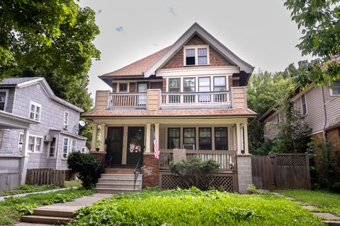 Photo of 2606 N 49th St, Milwaukee, WI 53210 (MLS # 1934206)