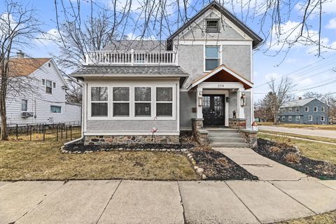 Photo of 304 S Main St, Delavan, WI 53115 (MLS # 1951616)