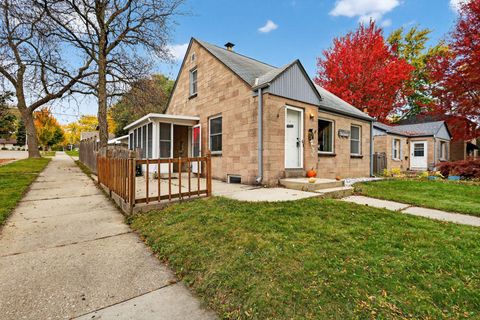 Photo of 2775 S 49th St, Milwaukee, WI 53219 (MLS # 1941535)