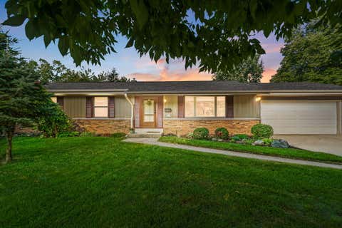 Photo of W60N931 Sheboygan Rd, Cedarburg, WI 53012 (MLS # 1930280)
