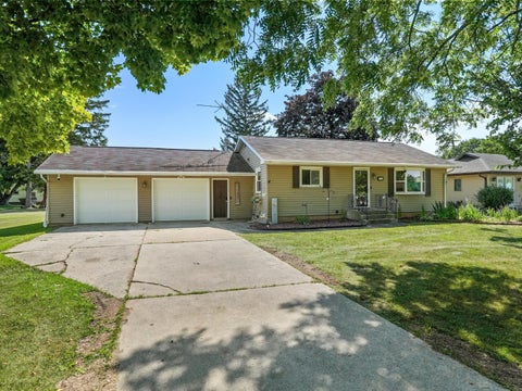 Photo of 931 Landis St, Rockland, WI 54207 (MLS # 1976801)