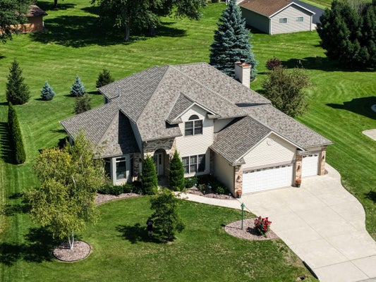 3260 E JAMES DR, OAK CREEK, WI 53154 - Image 5cf533e496b66b0d7035c8b0e7cf4752/1656086278