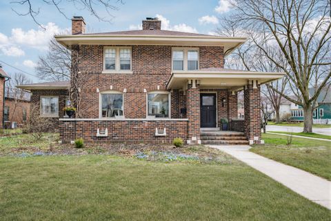 Photo of 1330 N 5th St, Sheboygan, WI 53081 (MLS # 1960871)