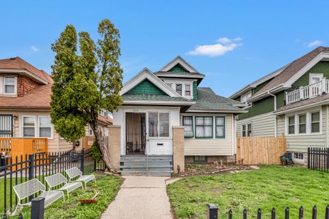 Photo of 2654 N 57th St, Milwaukee, WI 53210 (MLS # 1958241)