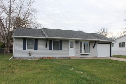 Photo of 1059 La Crosse St, Onalaska, WI 54650 (MLS # 1957529)