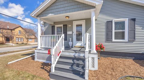 Photo of 2325 N 8 St, Sheboygan, WI 53083 (MLS # 1955815)