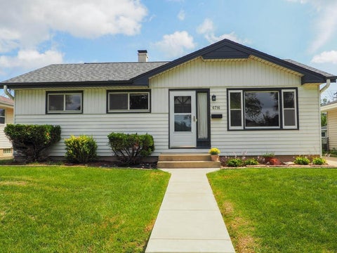 Photo of 6716 S 17th St, Milwaukee, WI 53221 (MLS # 1975787)