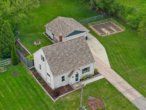 Photo of 8076 N 45th St, Brown Deer, WI 53223 (MLS # 1962682)