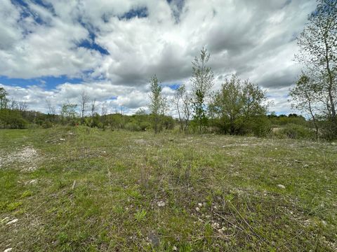 Photo of 1436 Hidden Moraine Dr, Kewaskum, WI 53040 (MLS # 1963737)
