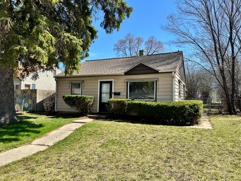 Photo of 6110 N 39th St, Milwaukee, WI 53209 (MLS # 1957939)