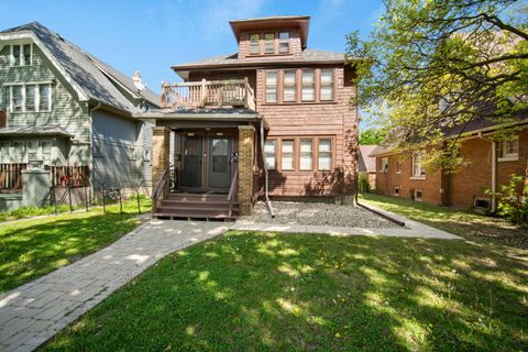 Photo of 2806 N 54th St, Milwaukee, WI 53210 (MLS # 1962738)
