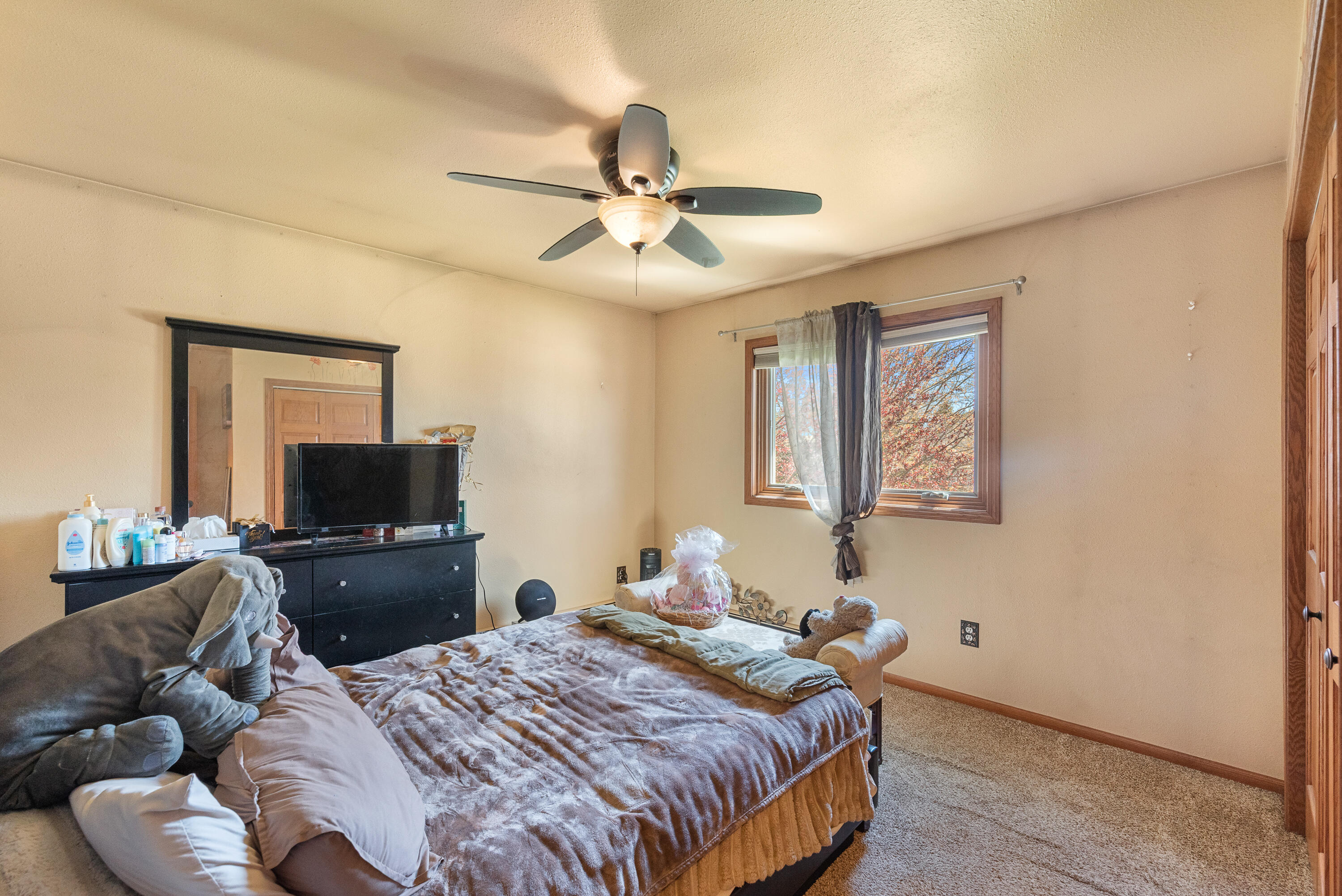 Belgium, Wisconsin 53004, United States, 3 Bedrooms Bedrooms, ,2 BathroomsBathrooms,Residential,Pending,127605