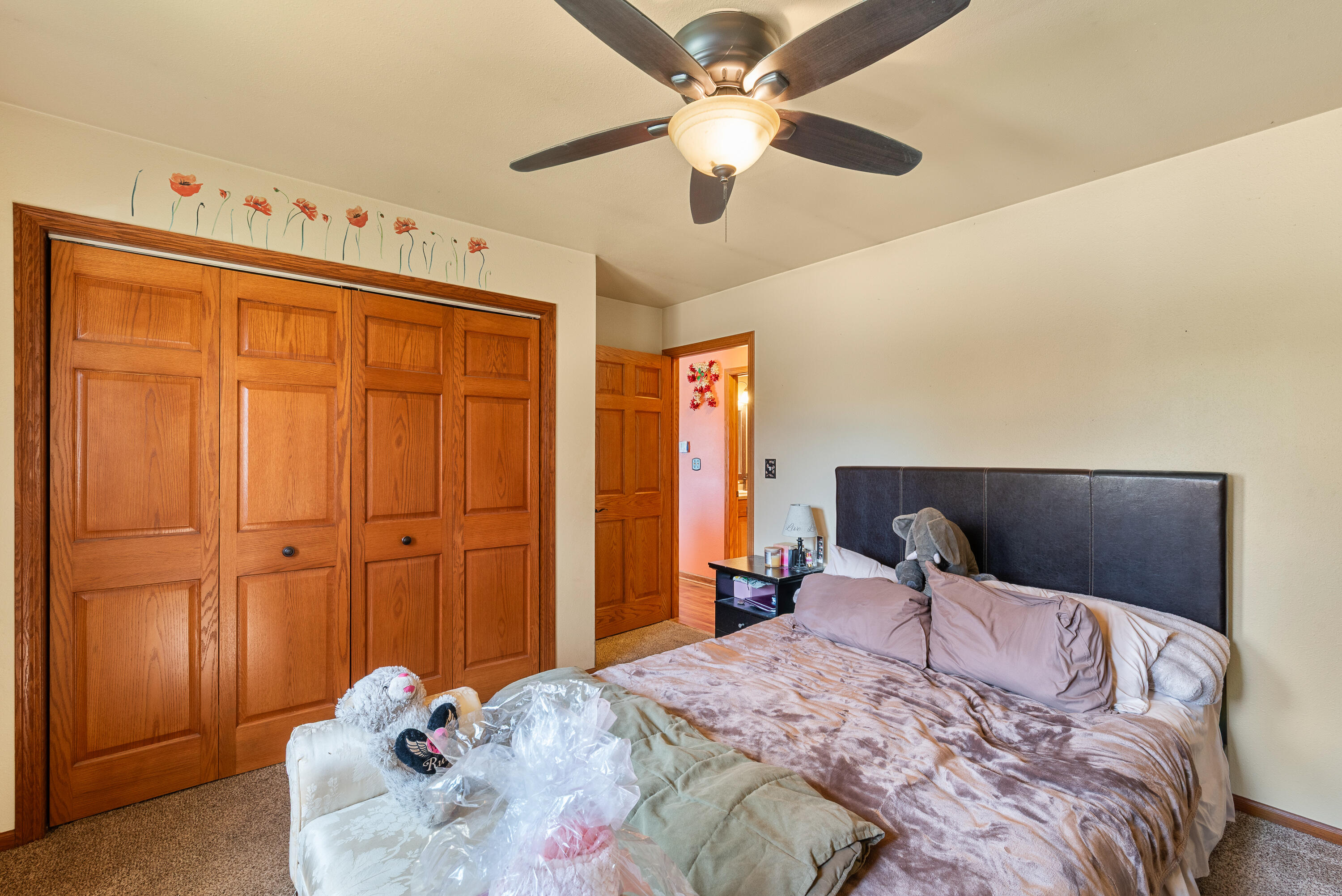 Belgium, Wisconsin 53004, United States, 3 Bedrooms Bedrooms, ,2 BathroomsBathrooms,Residential,Pending,127605