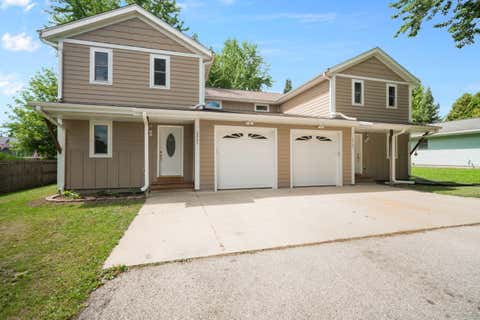 Photo of 6867 Enge Dr, Newburg, WI 53090 (MLS # 1976730)