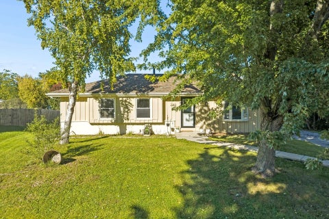 Photo of 2940 Lake Vista Ct, Racine, WI 53402 (MLS # 1983385)