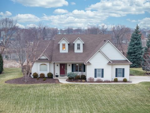 Photo of 8442 E Ridge Dr, Pleasant Prairie, WI 53158 (MLS # 1952751)