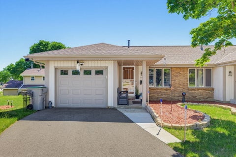 Photo of 8112 N 97th Ct, Milwaukee, WI 53224 (MLS # 1967751)