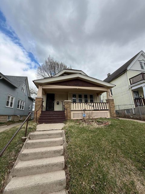 Photo of 3362 N 2nd St, Milwaukee, WI 53212 (MLS # 1959424)
