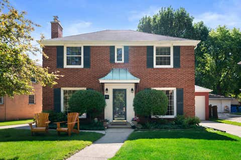 Photo of 4652 N Wildwood Ave, Whitefish Bay, WI 53211 (MLS # 1968411)