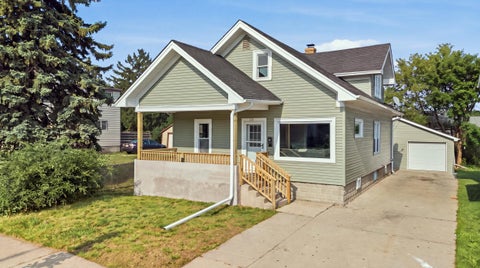 Photo of 1341 Ohio St, Racine, WI 53405 (MLS # 1981582)