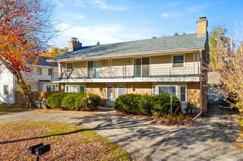 Photo of 11722 W Diane Dr, Wauwatosa, WI 53226 (MLS # 1942040)