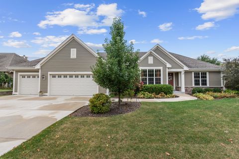 Photo of 1549 Pine Cone Trl, Port Washington, WI 53074 (MLS # 1937841)