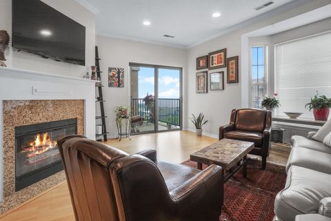 Photo of 1300 N Prospect Ave, Milwaukee, WI 53202 (MLS # 1926278)