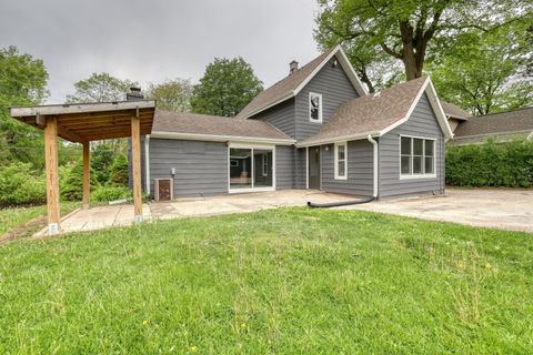 Photo of 507 NW Barstow St, Waukesha, WI 53188 (MLS # 1963674)