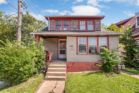 Photo of 4770 N 37th St, Milwaukee, WI 53209 (MLS # 1979004)