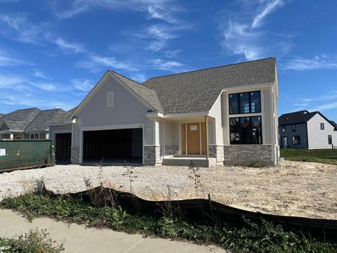 Photo of 3817 White Oak Way, Waukesha, WI 53188 (MLS # 1953288)