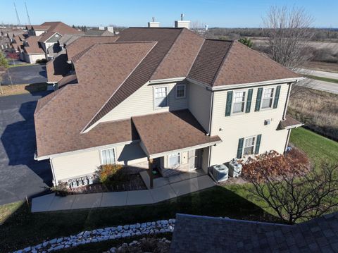 Photo of 1724 New Port Vista Dr, Port Washington, WI 53024 (MLS # 1900924)