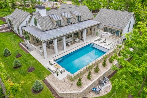 1572 N Creekside Ln Linn WI 53147