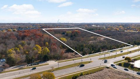 Photo of 9080 S Howell Ave, Oak Creek, WI 53154 (MLS # 1942879)