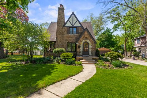 Photo of N88W15893 Park Blvd, Menomonee Falls, WI 53051 (MLS # 1962711)