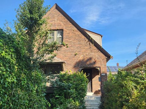 Photo of 5822 W Elliott Cir, Milwaukee, WI 53208 (MLS # 1891506)