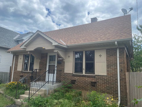 Photo of 4626 N Ironwood Ln, Glendale, WI 53209 (MLS # 1972996)