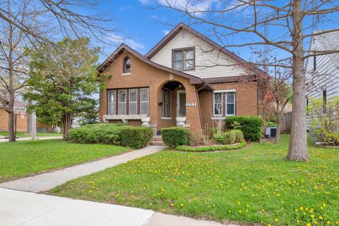 Photo of 5703 36th Ave, Kenosha, WI 53144 (MLS # 1961816)