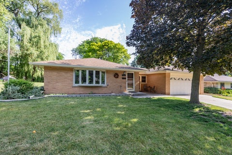 Photo of 7222 Enfield Ave, Greendale, WI 53219 (MLS # 1970876)