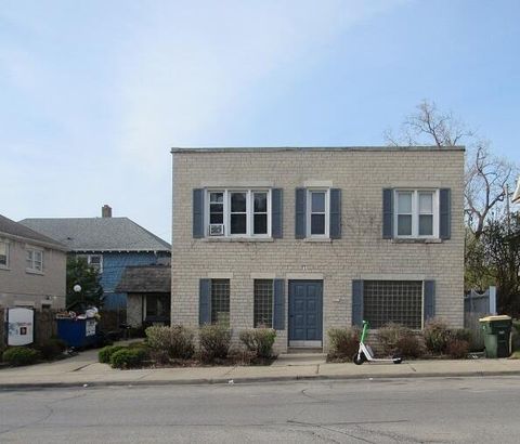 Photo of 5019 W North Ave, Milwaukee, WI 53208 (MLS # 1932300)