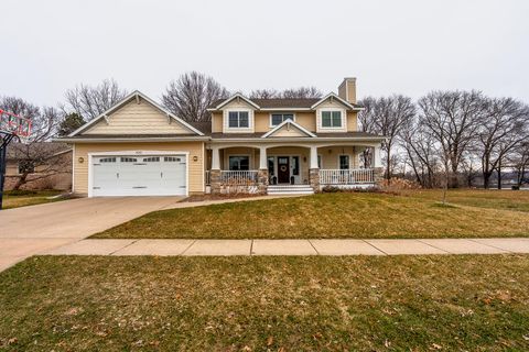 Photo of 420 Driftwood St, West Salem, WI 54669 (MLS # 1955315)