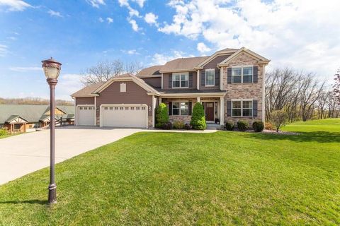 Photo of 1707 Coldwater Creek Dr, Waukesha, WI 53188 (MLS # 1961710)