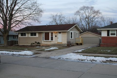 Photo of 5609 55th Ave, Kenosha, WI 53144 (MLS # 1945784)