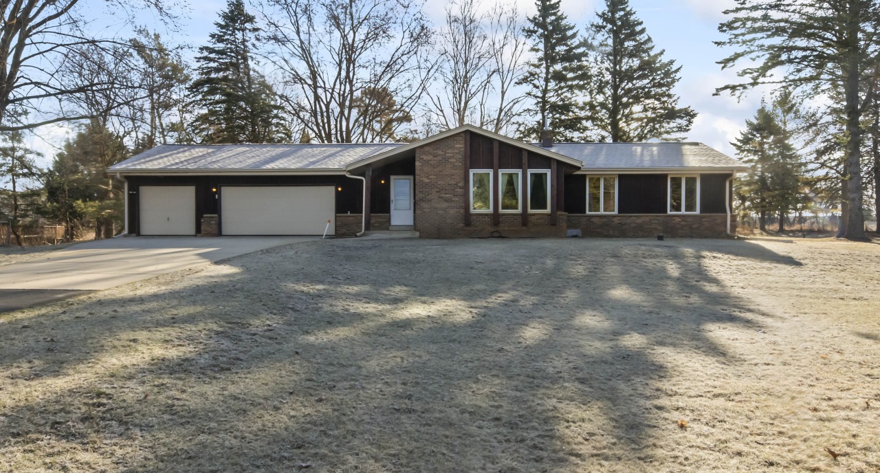 2152 County Road I -