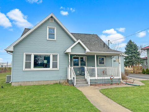 Photo of 538 Garland St W, West Salem, WI 54669 (MLS # 1956065)