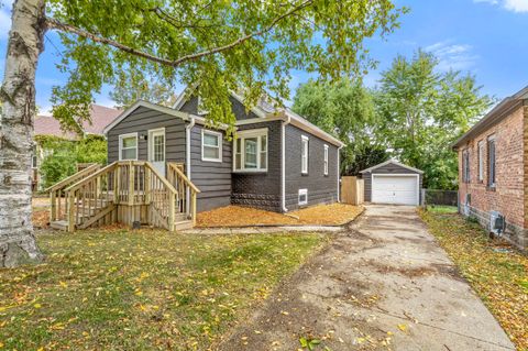 Photo of 606 S 94th Pl, Milwaukee, WI 53214 (MLS # 1962467)