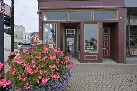 Photo of 501 6th St, Racine, WI 53403 (MLS # 1953877)