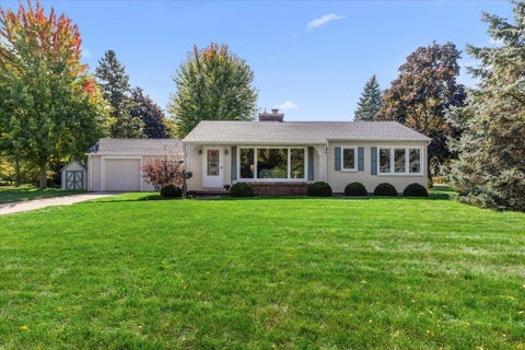 Photo of 297 Lincoln Dr S, West Bend, WI 53095 (MLS # 1983024)