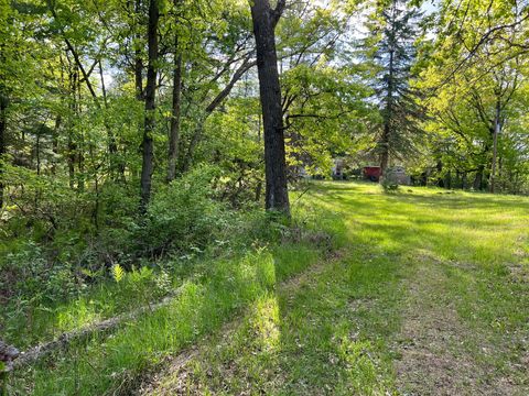 Photo of N10561 2nd Ave, Cutler, WI 54618 (MLS # 1956558)